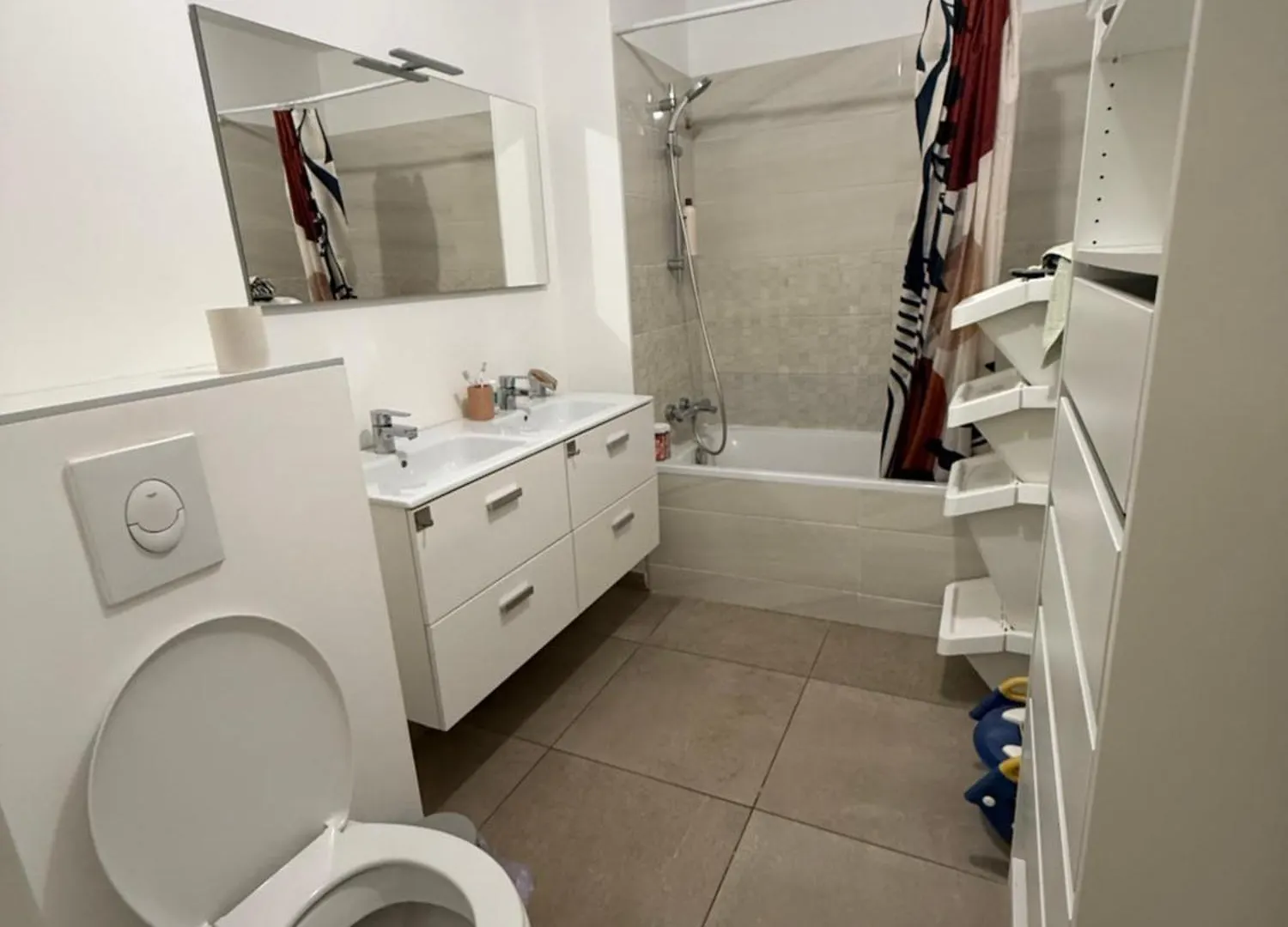 Prado Collection Plage Velodrome مارسيليا فرنسا